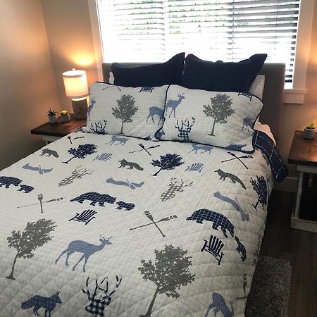 Port Renfrew Vacation Rentals Rum bild